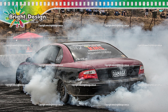 Street Machine Supernats 24 @ Stawell Motor Sports Club 8 Dec 2018  (2094)  DAMAGE BURNOUT