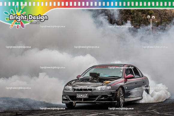Street Machine Supernats 24 @ Stawell Motor Sports Club 8 Dec 2018  (2097)  DAMAGE BURNOUT