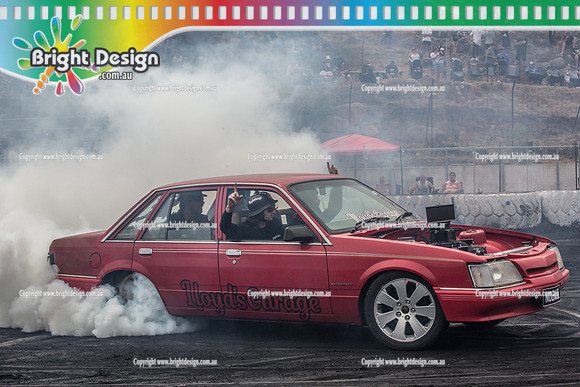 Street Machine Supernats 24 @ Stawell Motor Sports Club 8 Dec 2018  (2114)  NOBAIL BURNOUT