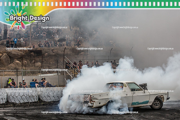 Street Machine Supernats 24 @ Stawell Motor Sports Club 8 Dec 2018  (2138)  PARTY BURNOUT
