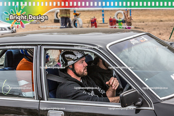 Street Machine Supernats 24 @ Stawell Motor Sports Club 8 Dec 2018  (2154)  383SLE BURNOUT