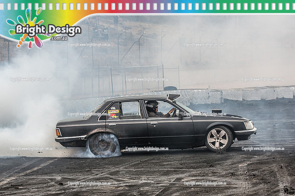 Street Machine Supernats 24 @ Stawell Motor Sports Club 8 Dec 2018  (2168)  DRSTEVE BURNOUT