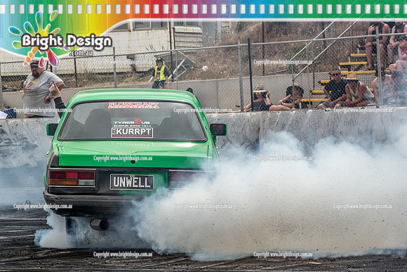Street Machine Supernats 24 @ Stawell Motor Sports Club 8 Dec 2018  (2198)  UNWELL BURNOUT