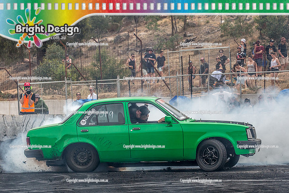 Street Machine Supernats 24 @ Stawell Motor Sports Club 8 Dec 2018  (2199)  UNWELL BURNOUT