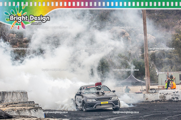 Street Machine Supernats 24 @ Stawell Motor Sports Club 8 Dec 2018  (2212)  ONGROG BURNOUT