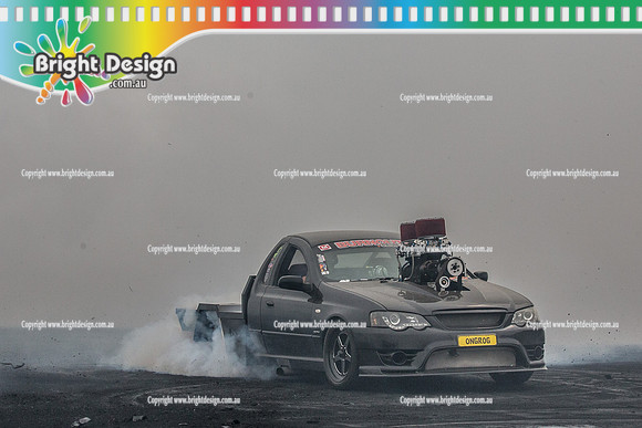 Street Machine Supernats 24 @ Stawell Motor Sports Club 8 Dec 2018  (2225)   ONGROG BURNOUT
