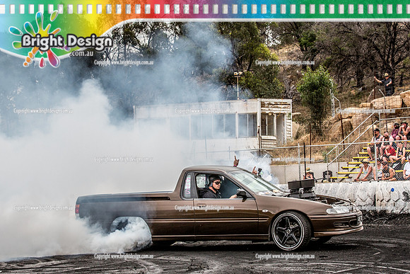 Street Machine Supernats 24 @ Stawell Motor Sports Club 8 Dec 2018  (2249)   GHETTO BURNOUT