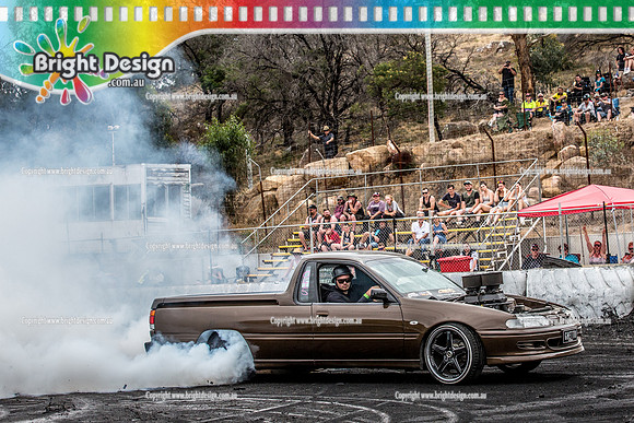 Street Machine Supernats 24 @ Stawell Motor Sports Club 8 Dec 2018  (2250)   GHETTO BURNOUT