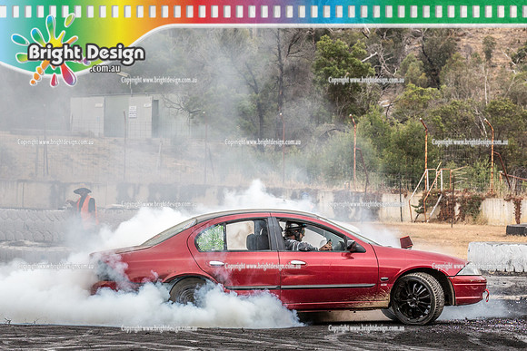 Street Machine Supernats 24 @ Stawell Motor Sports Club 8 Dec 2018  (2356)   AUWET BURNOUT