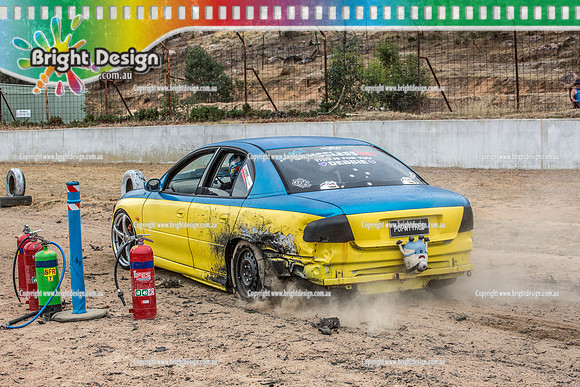 Street Machine Supernats 24 @ Stawell Motor Sports Club 8 Dec 2018  (2386)  POPNTYRES BURNOUT