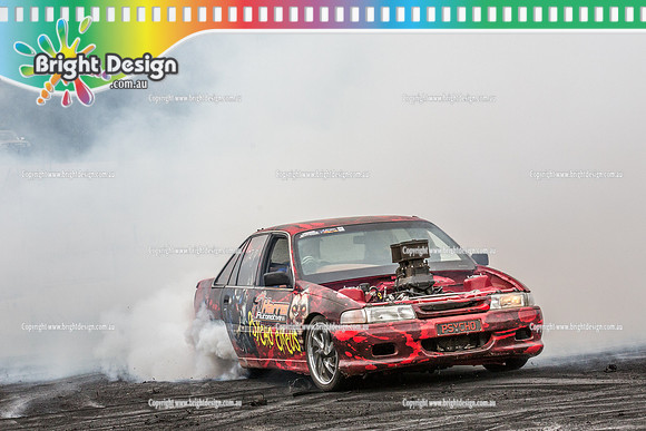 Street Machine Supernats 24 @ Stawell Motor Sports Club 8 Dec 2018  (2411)  PSYCHO CIRCUS BURNOUT