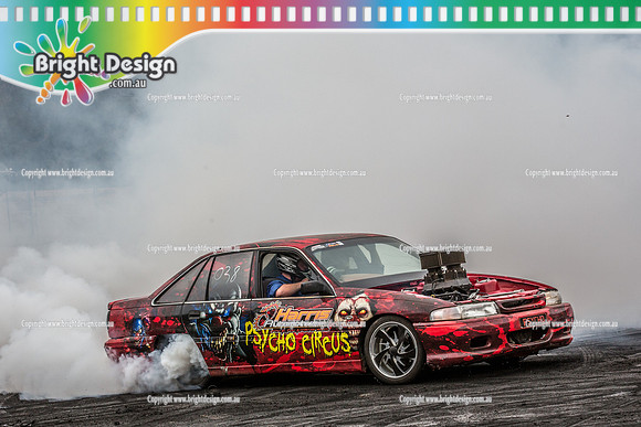 Street Machine Supernats 24 @ Stawell Motor Sports Club 8 Dec 2018  (2414)  PSYCHO CIRCUS BURNOUT