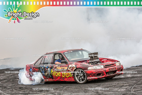 Street Machine Supernats 24 @ Stawell Motor Sports Club 8 Dec 2018  (2429)  PSYCHO CIRCUS BURNOUT