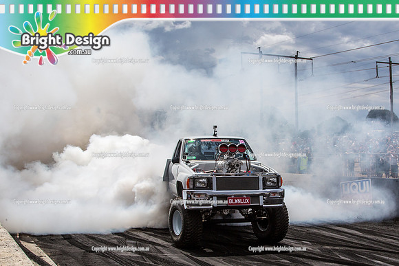 Summernats 28 Sunday 4 Jan 2015  BD  (7984)  BLWNLUX BURNOUT