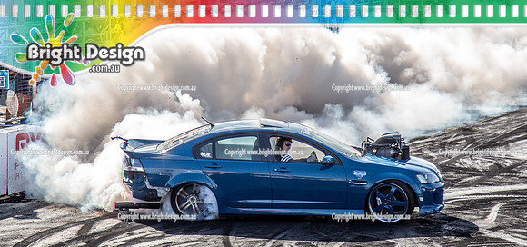 Summernats 32 Thursday 3 Jan 2019  BDMP1778-2  IH8FDS BURNOUT
