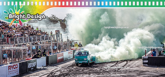 Summernats 32 Thursday 3 Jan 2019  BDMP1607  TINYTOWING BURNOUT