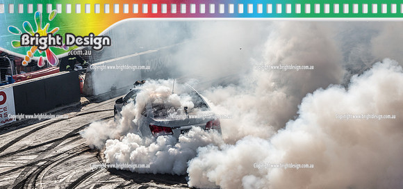 Summernats 32 Thursday 3 Jan 2019  BDMP1457  HELLRAZOR BURNOUT