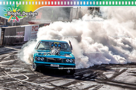 Summernats 32 Thursday 3 Jan 2019  BDMP1967-2  LOOSEQ BURNOUT