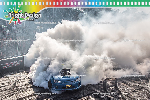 Summernats 32 Thursday 3 Jan 2019  BDMP1806   IH8FDS BURNOUT