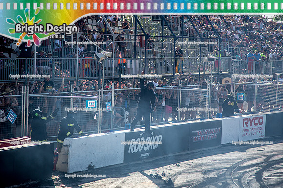 Summernats 32 Thursday 3 Jan 2019  BDMP1736  ONIT BURNOUT
