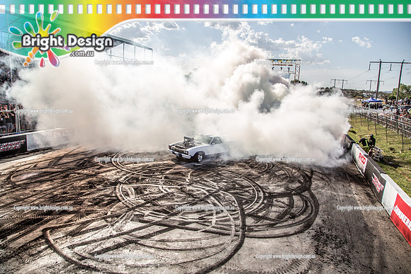 Summernats 32 Thursday 3 Jan 2019  BDMP1667  SKDUTE BURNOUT
