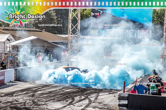 Summernats 32 Thursday 3 Jan 2019  BDMP1637  BLO202 BURNOUT