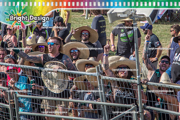 Summernats 32 Thursday 3 Jan 2019  BDMP1604   BURNOUT CROWD