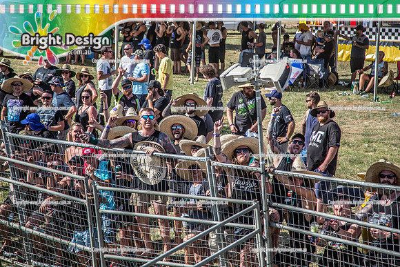 Summernats 32 Thursday 3 Jan 2019  BDMP1603  BURNOUT CROWD