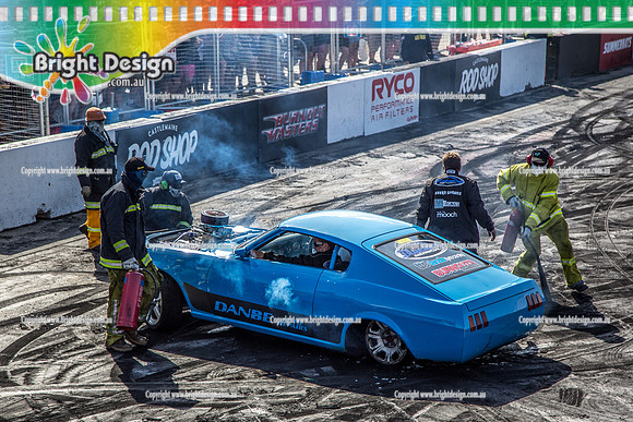 Summernats 32 Thursday 3 Jan 2019  BDMP1595  SKIDRAGIN BURNOUT