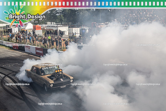 Summernats 32 Thursday 3 Jan 2019  BDMP1388  WARBIRD BURNOUT