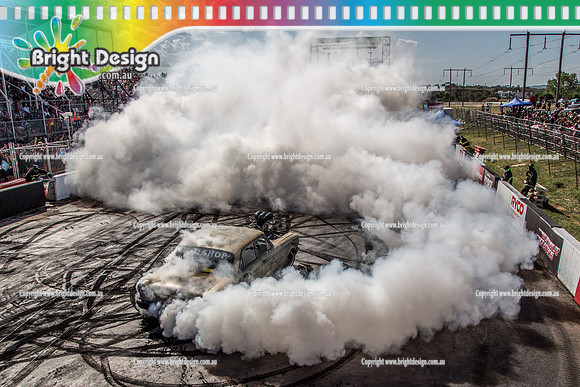 Summernats 32 Thursday 3 Jan 2019  BDMP1376   WARBIRD BURNOUT