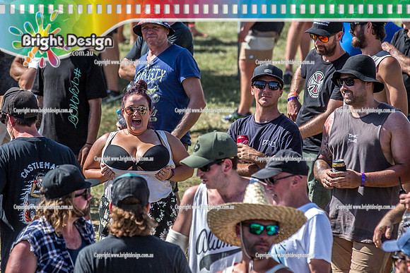 Summernats 32 Thursday 3 Jan 2019  BDMP1306  BURNOUT CROWD WHITETOP