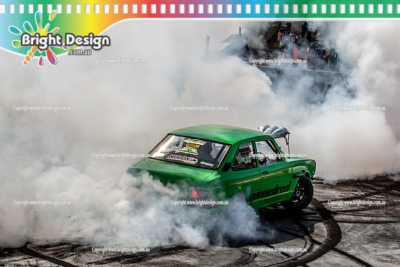 Summernats 32 Thursday 3 Jan 2019  BDMP1264  TUFF20 BURNOUT