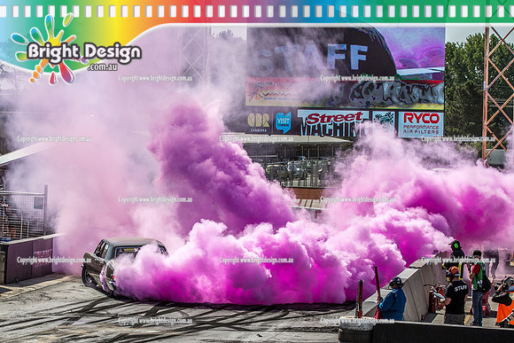 Summernats 32 Thursday 3 Jan 2019  BDMP1190  UCSMOKE BURNOUT