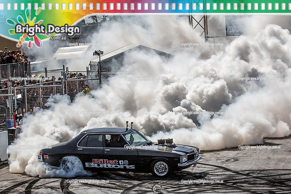 Summernats 32 Thursday 3 Jan 2019  BDMP1163   MCFRY BURNOUT