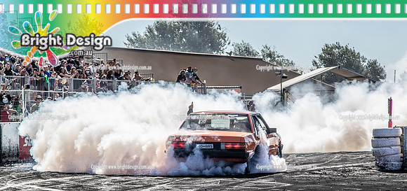 Summernats 34 Sunday 9 Jan 2022  BDMP2217  4DH8RS BURNOUT