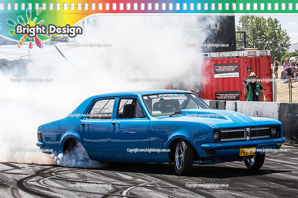 Summernats 28 Saturday 3 Jan 2015  BD  (5008)   PROHG BURNOUT