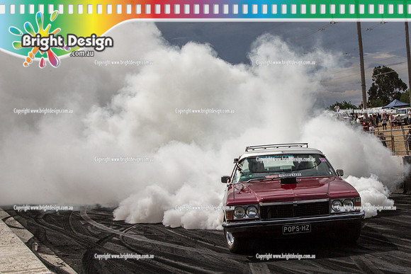 Summernats 28 Sunday 4 Jan 2015  BD  (8287)  POPSHZ BURNOUT