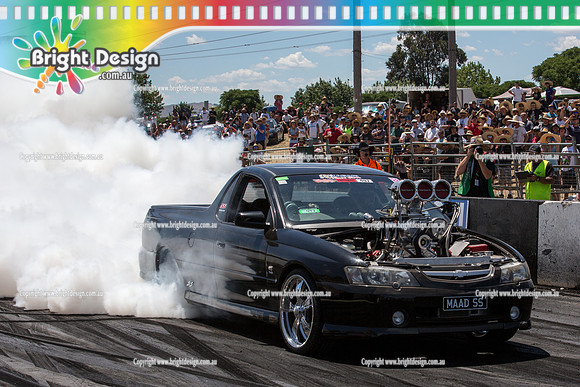 Summernats 28 Saturday 3 Jan 2015  BD (4683)  MAADSS BURNOUT
