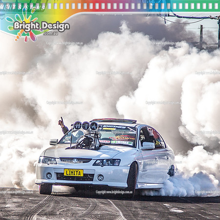 Summernats 32 Sunday 6 Jan 2019  BDMP1672  LIMITA BURNOUT