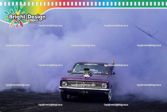 Summernats 28 Sunday 4 Jan 2015  BD  (8100)  1TUFHG BURNOUT