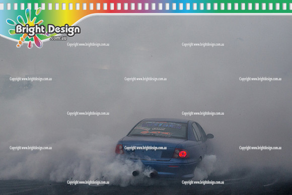 Summernats 28 Sunday 4 Jan 2015  BD  (8408)  NUTTD8 BURNOUT