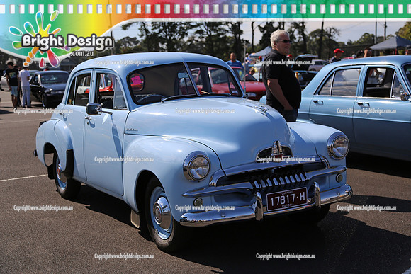 All Holden Day @  Dandeonong 7 April 2013  Bright Design (1161)  17817H