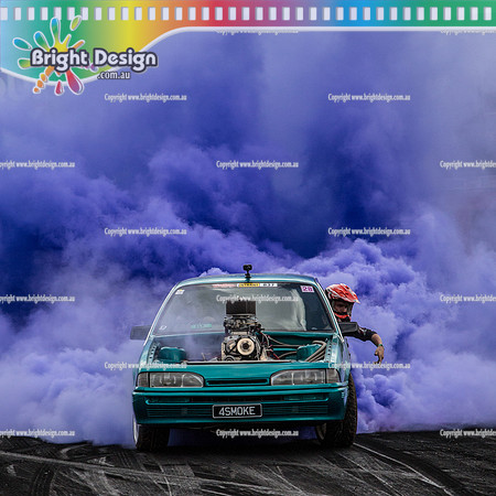 Summernats 28 Sunday 4 Jan 2015  BD  (8354)  4SMOKE BURNOUT