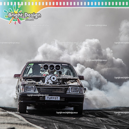 Summernats 33 Saturday 4 Jan 2020  BDMP5892 SQ  TUFFST BURNOUT