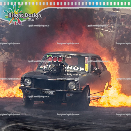 Summernats 33 Saturday 4 Jan 2020  BDMP5093  RUB1OUT FIRE BURNOUT