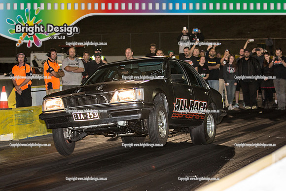 AA Fast Friday Off Street Drag Racing @ Calder PArk Drag Racing Fri 1 April 2016  (53492)-2  IA253  ALLRACE BUBBA CROWD