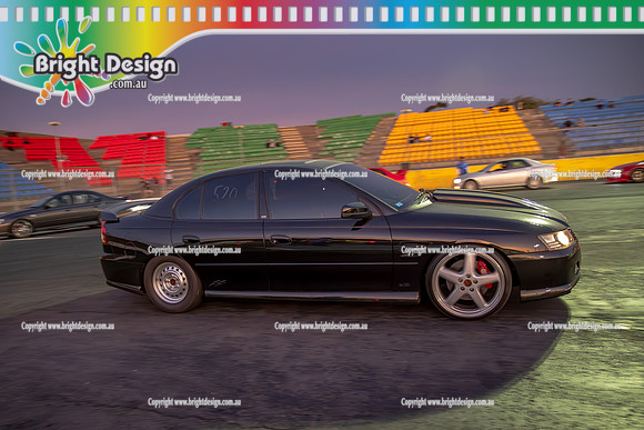 Fast Friday & Roll Racing @ Calder Park Drag Racing 29 November 2024 (173999) VZ666