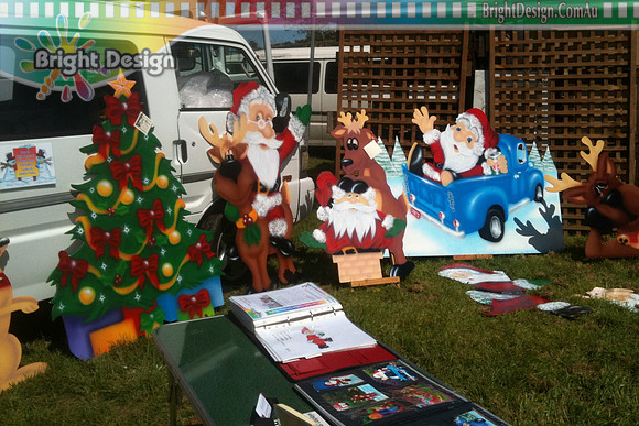 Home Decorations of Outdoor christmas display hand created by Bright Dersign Airbrusihng studio (7)