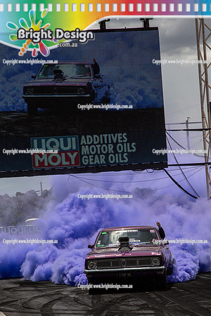 Summernats 28 Sunday 4 Jan 2015  BD  (8091)  1TUFHG BURNOUT
